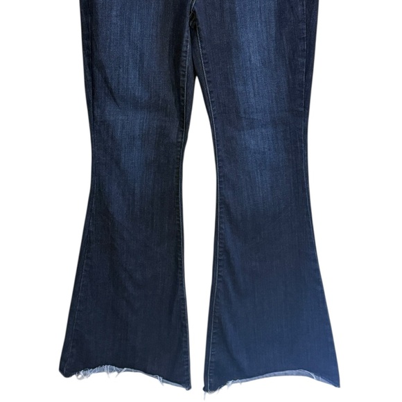 Judy Blue Flare Jeans Women’s Sz 11 / 30 Dark Blue - Picture 4 of 6